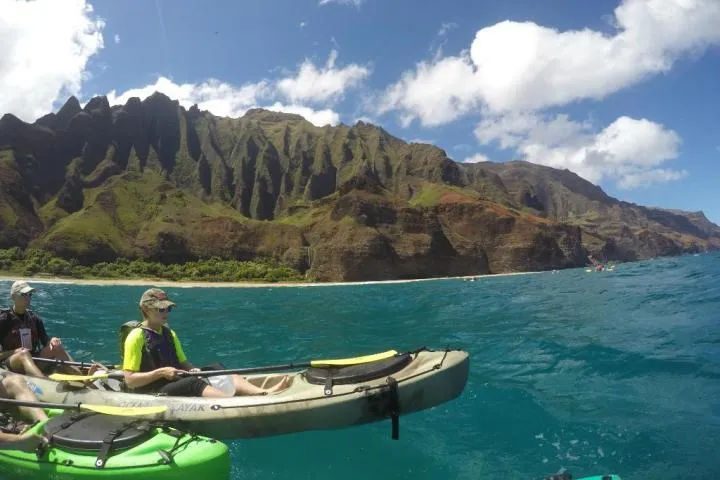 Kayak Na Pali with Dolphins and Turtles Kauai